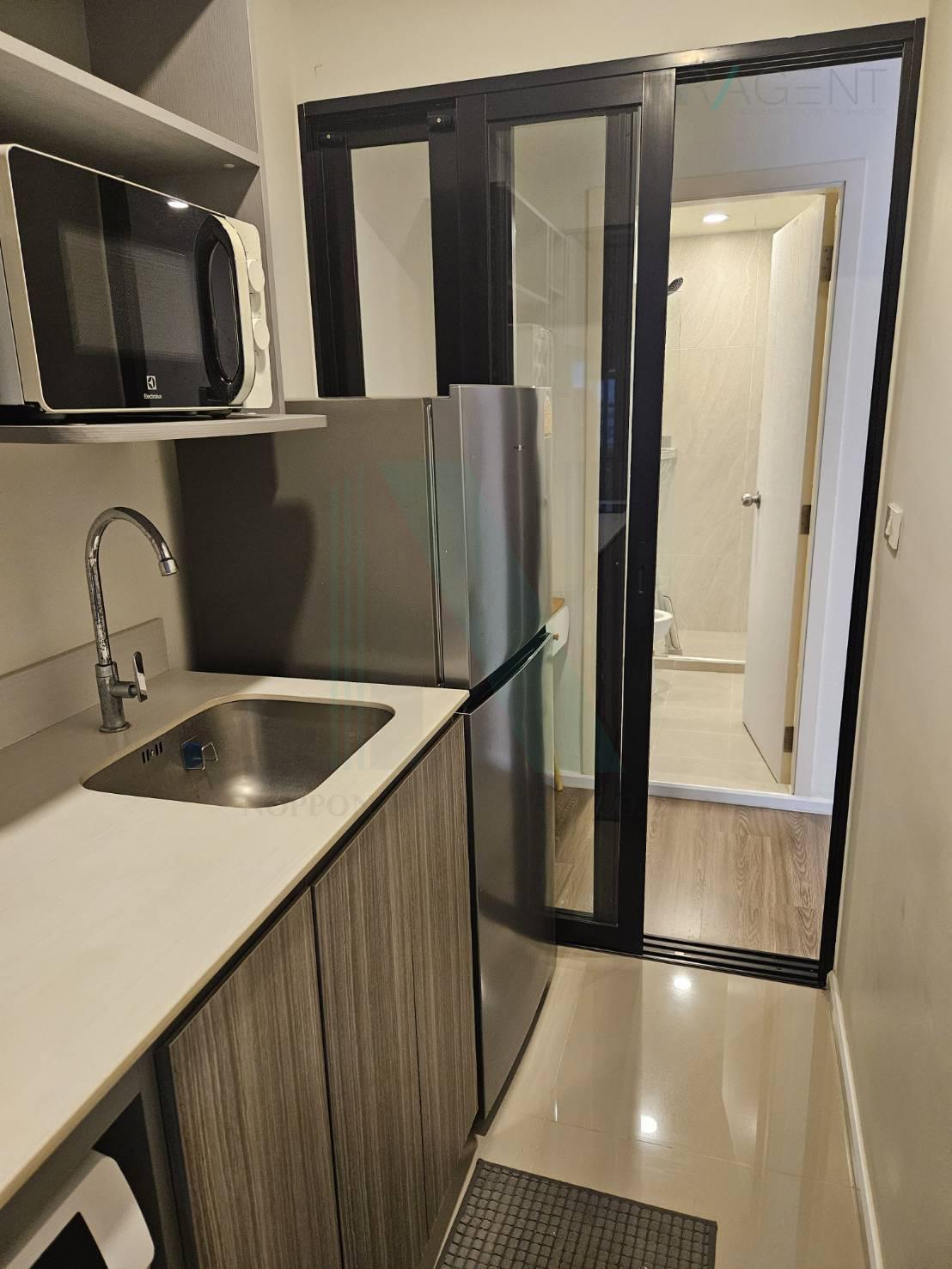 Fifth slide