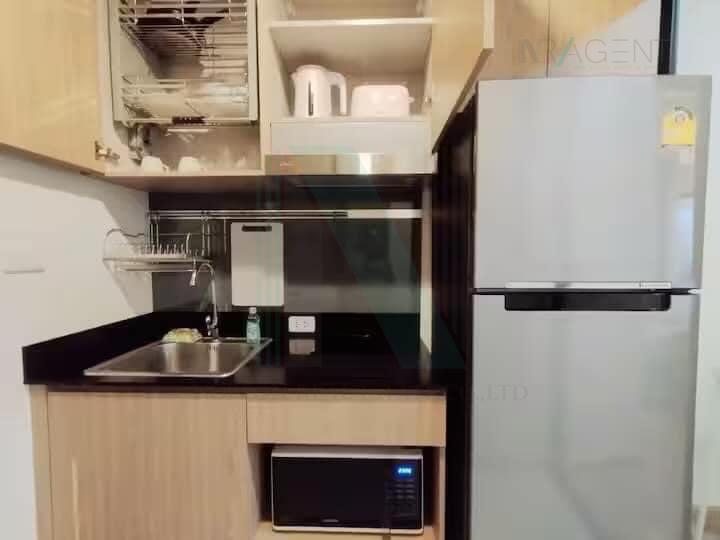 Eeigth slide