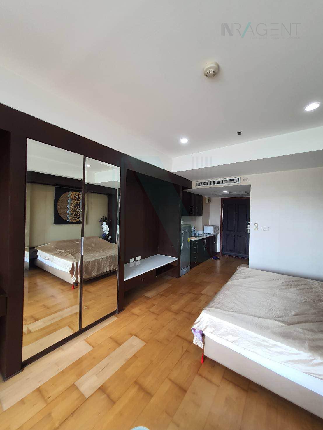 Seventh slide