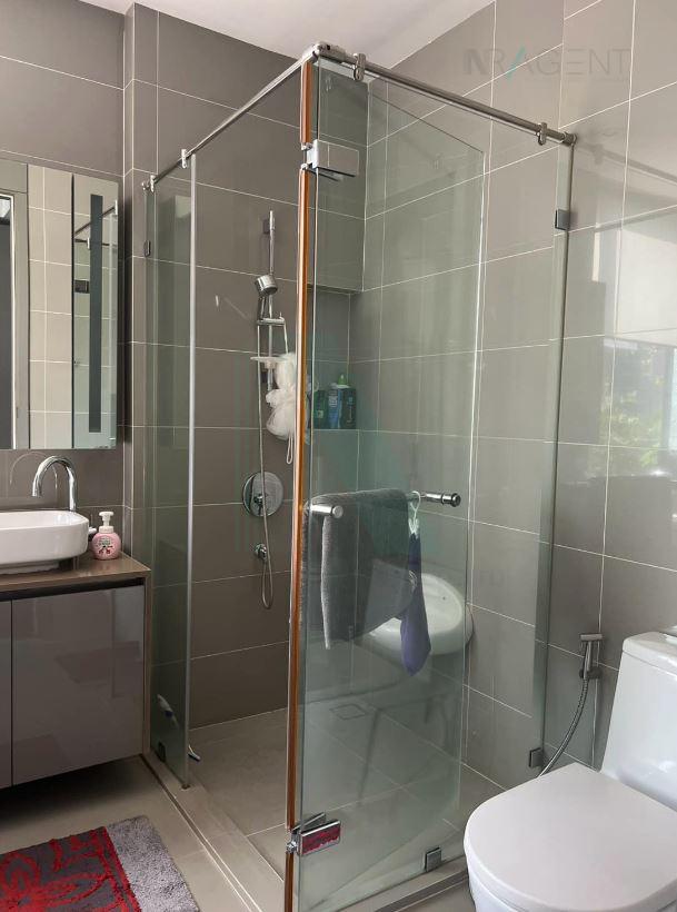 Seventh slide