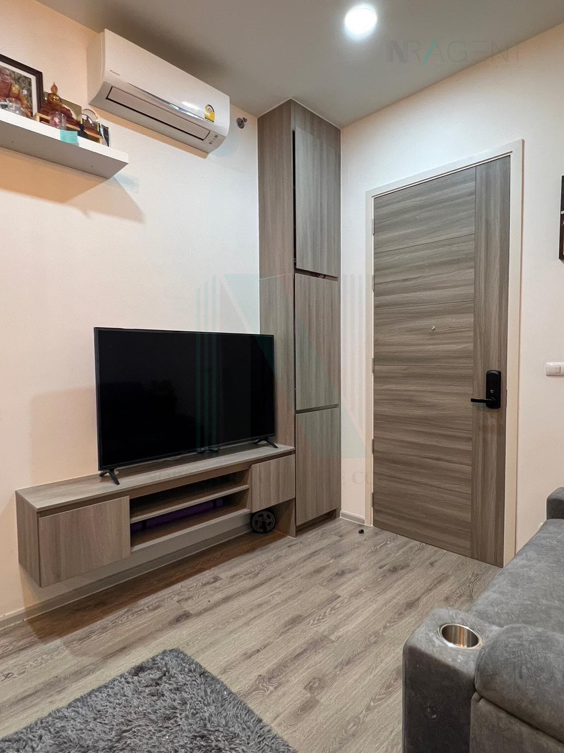 Sixth slide