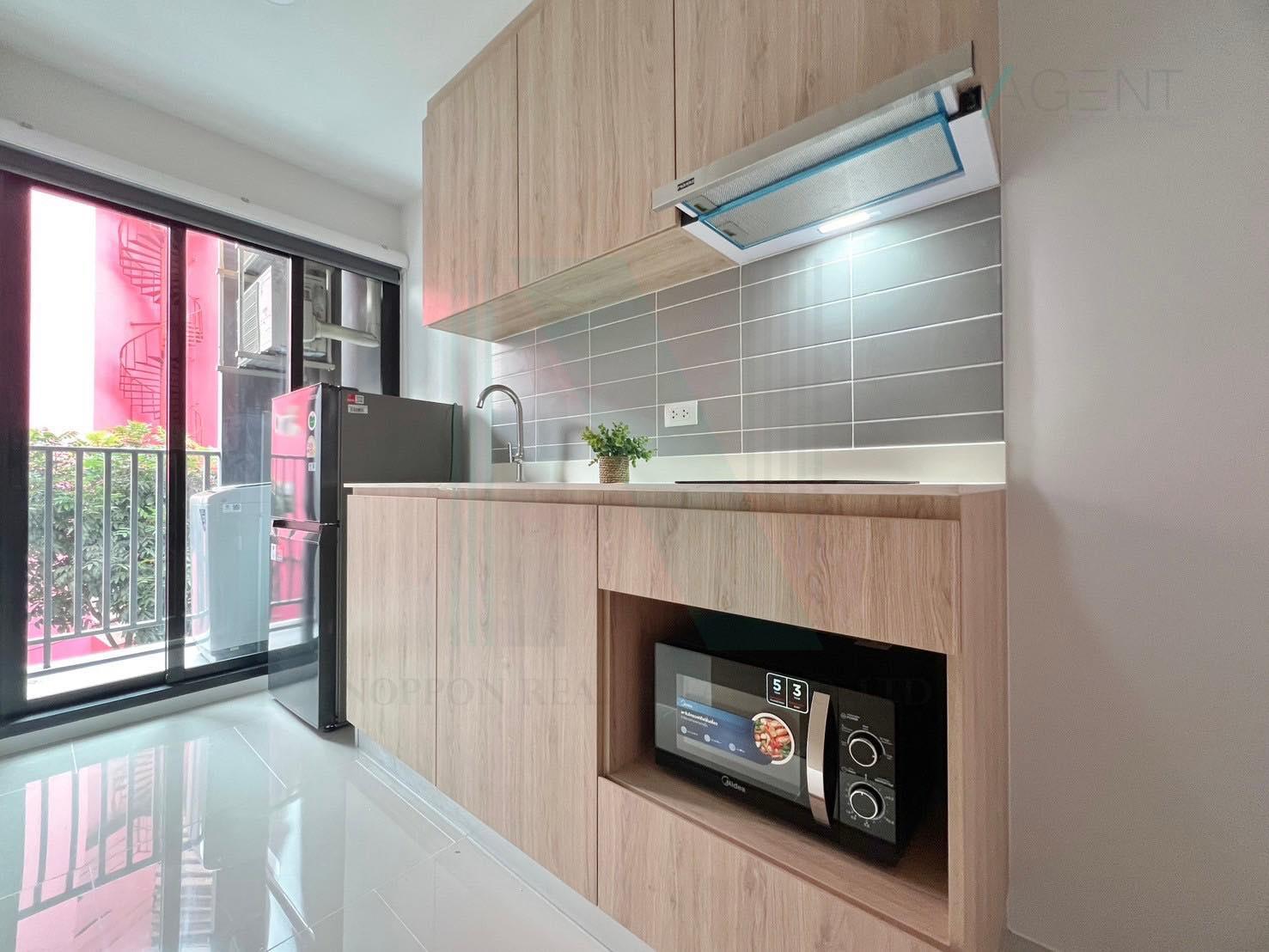Forth slide