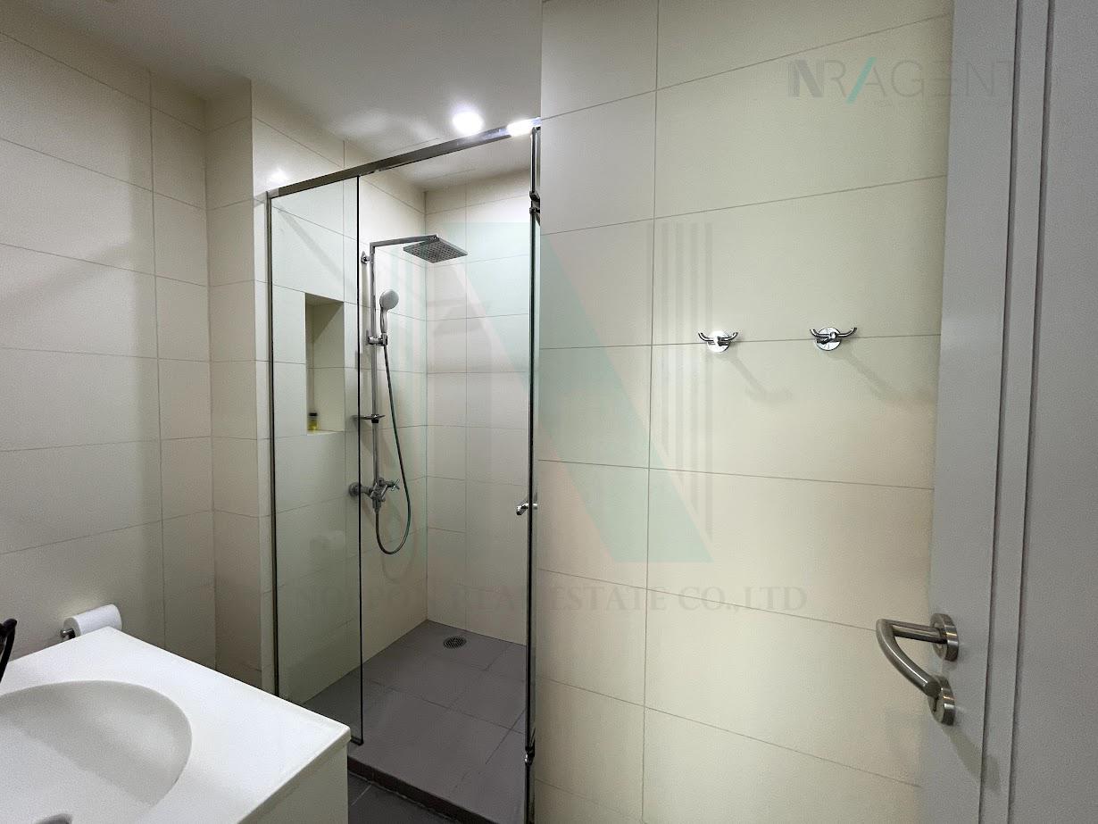 Seventh slide