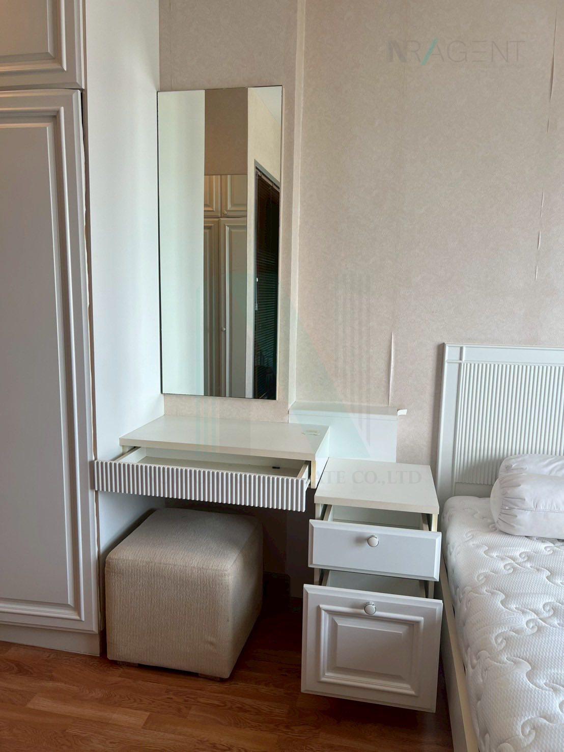 Fifth slide