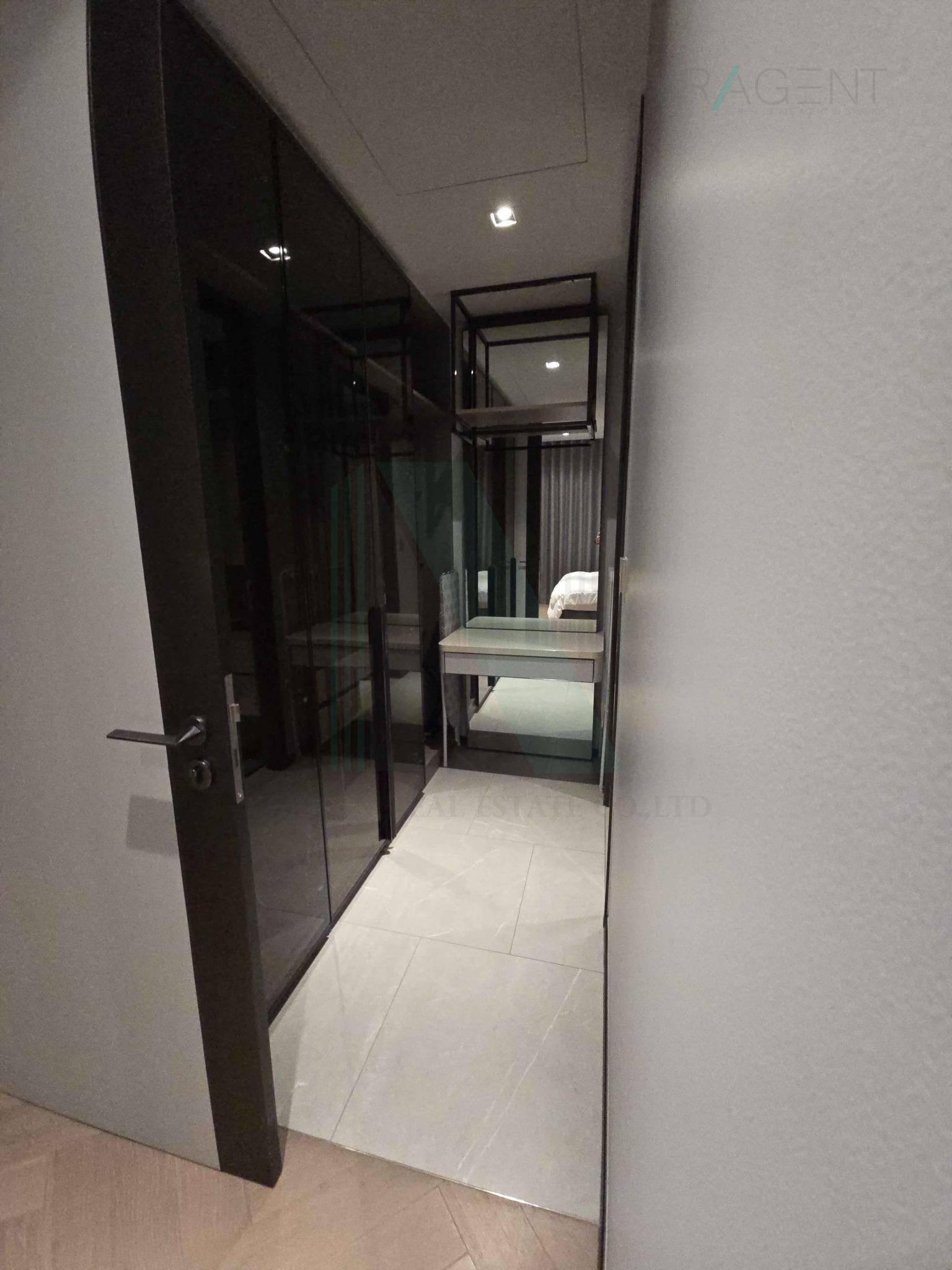 Fifth slide