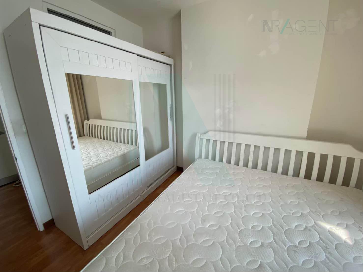 Forth slide