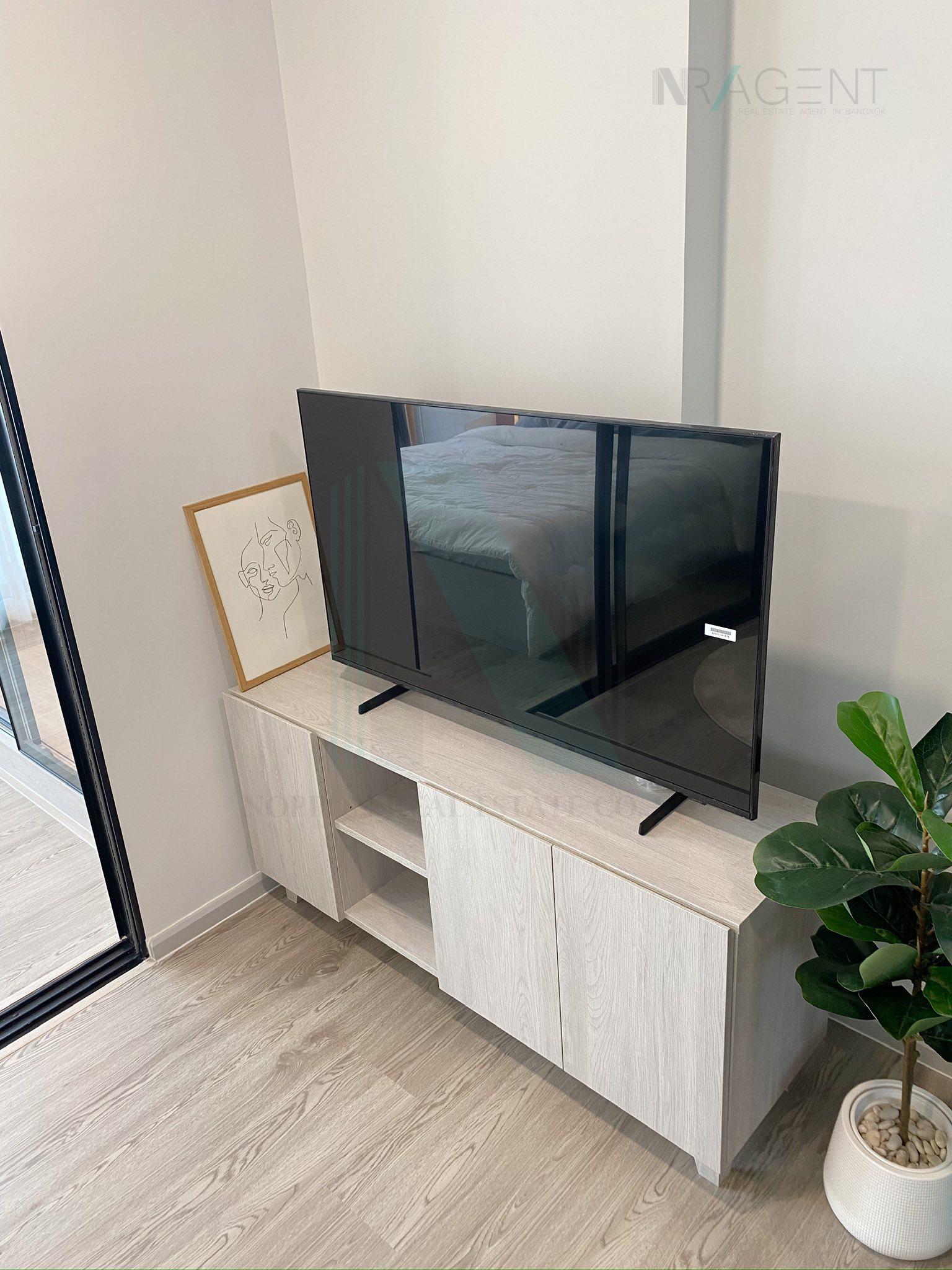 Forth slide