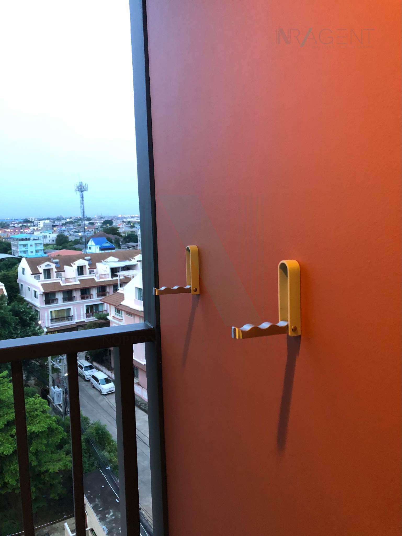 Eeigth slide