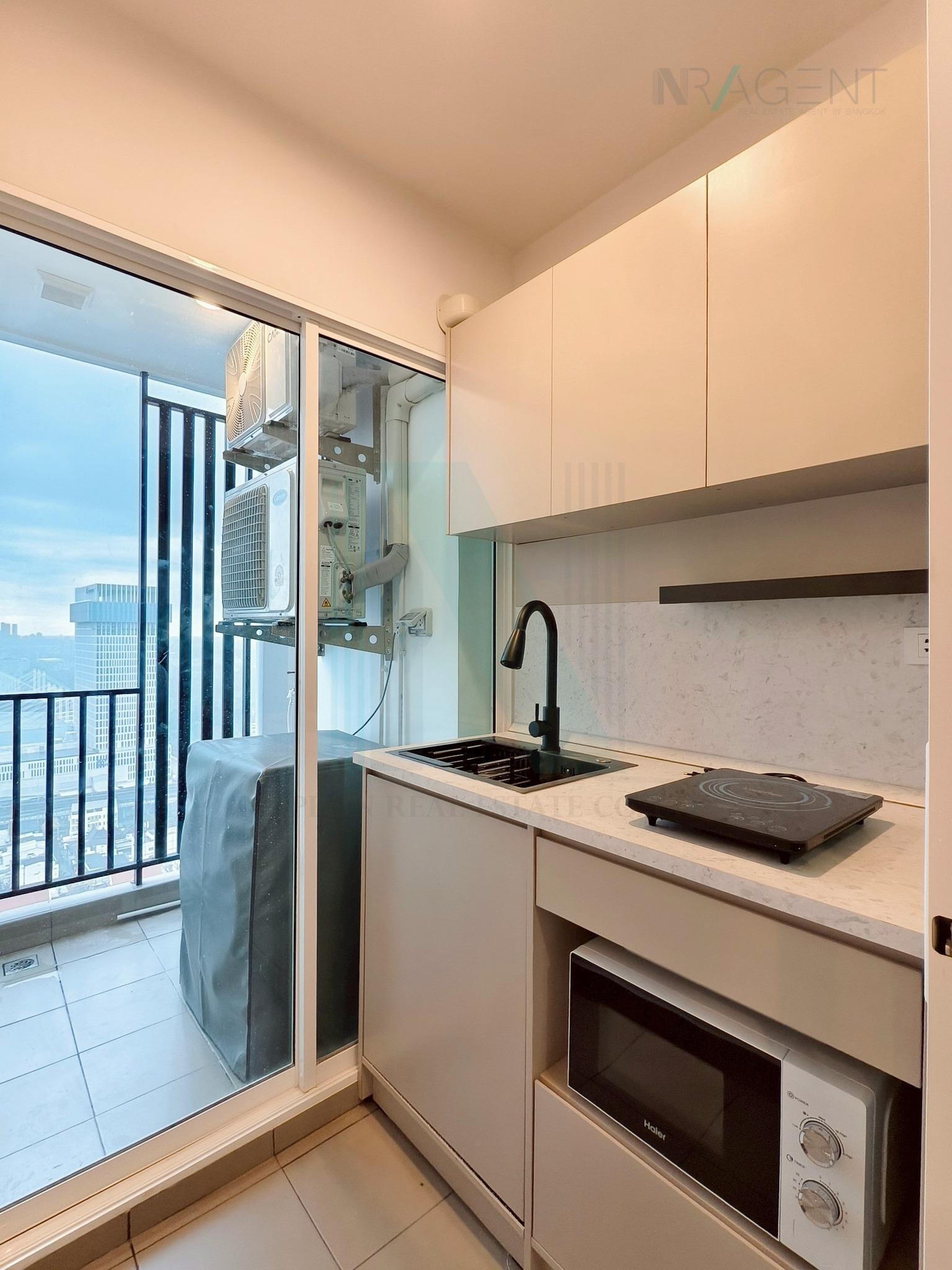 Seventh slide