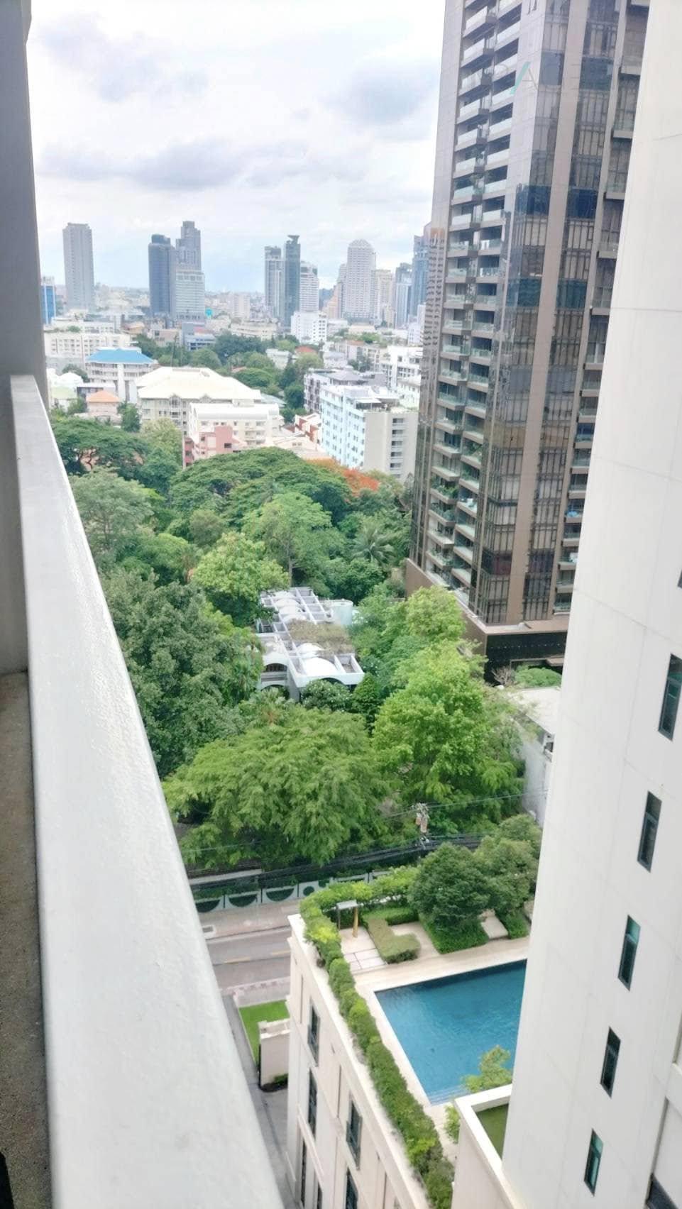 Eeigth slide