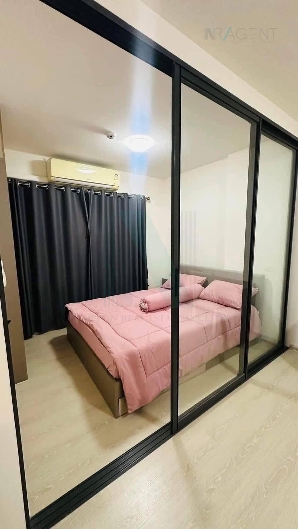 Seventh slide