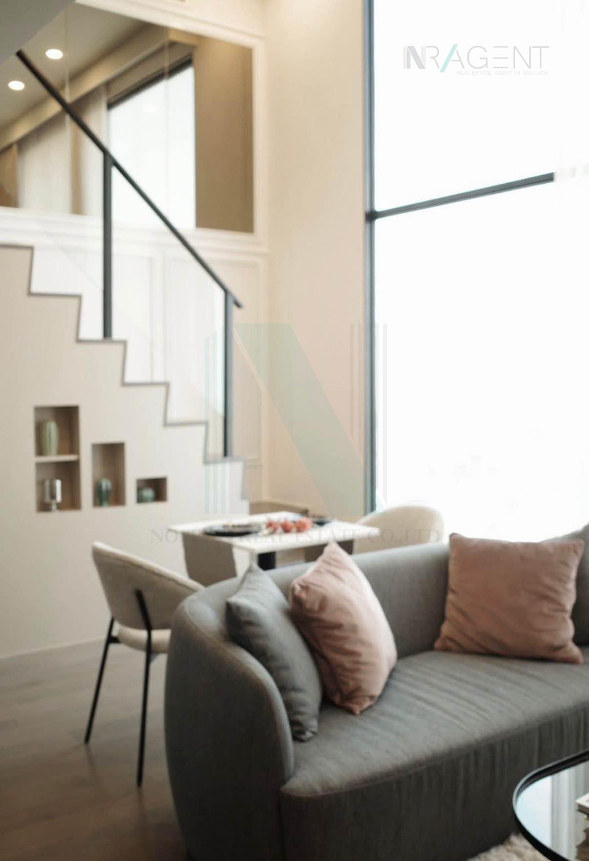 Eeigth slide