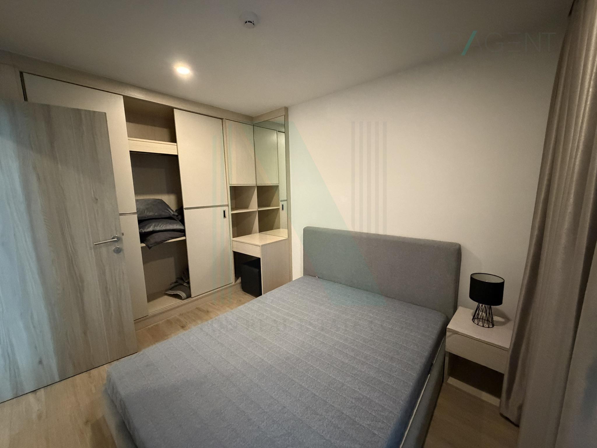 Forth slide