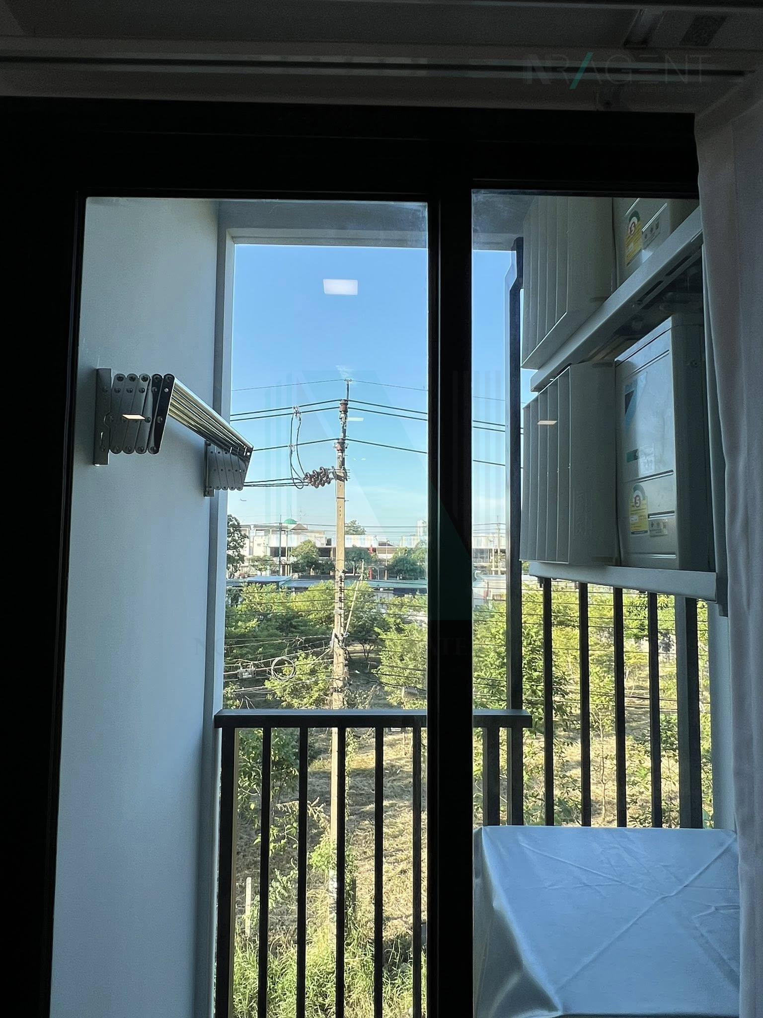 Eeigth slide