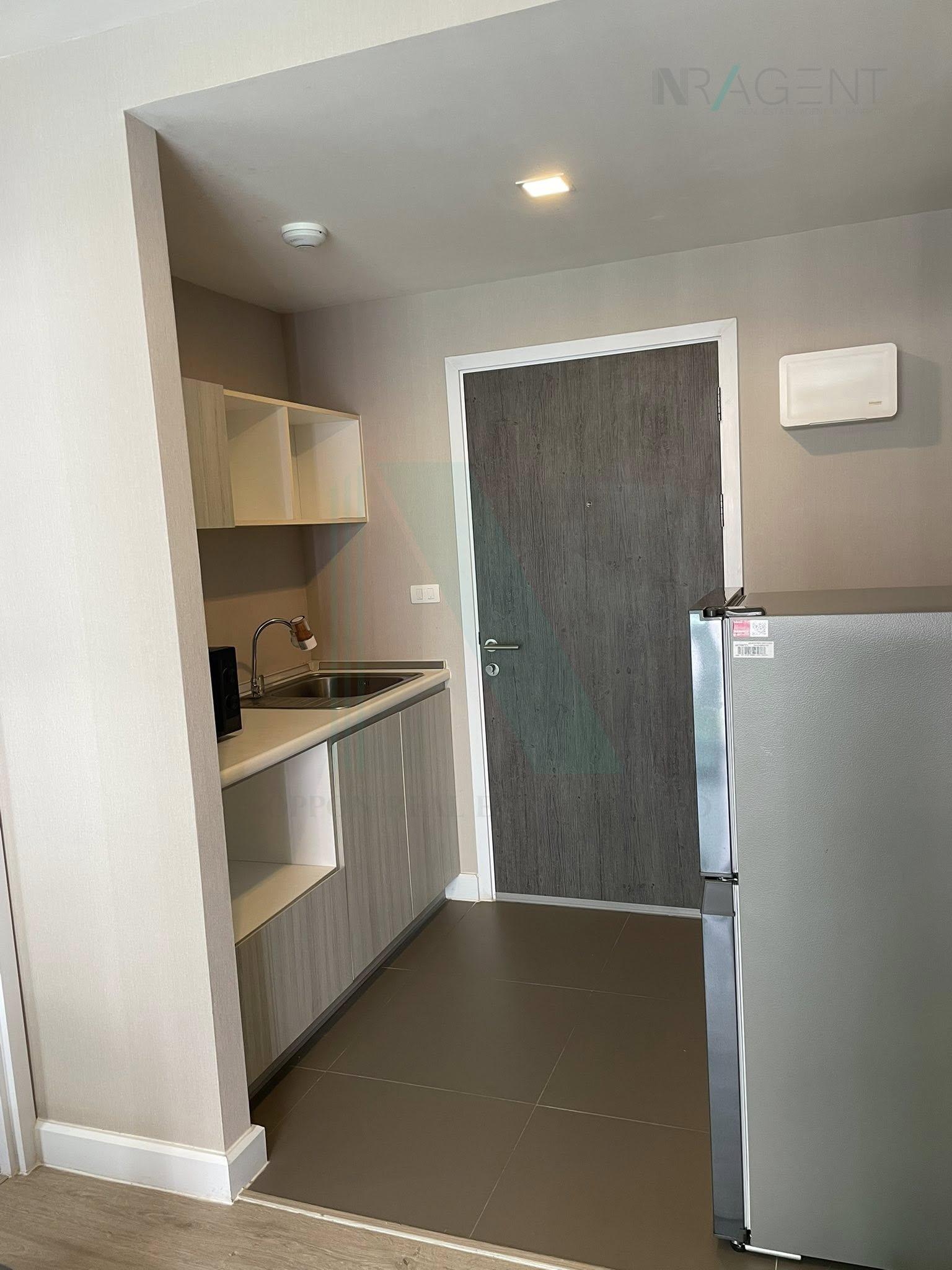 Sixth slide
