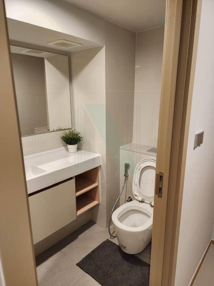 Eeigth slide