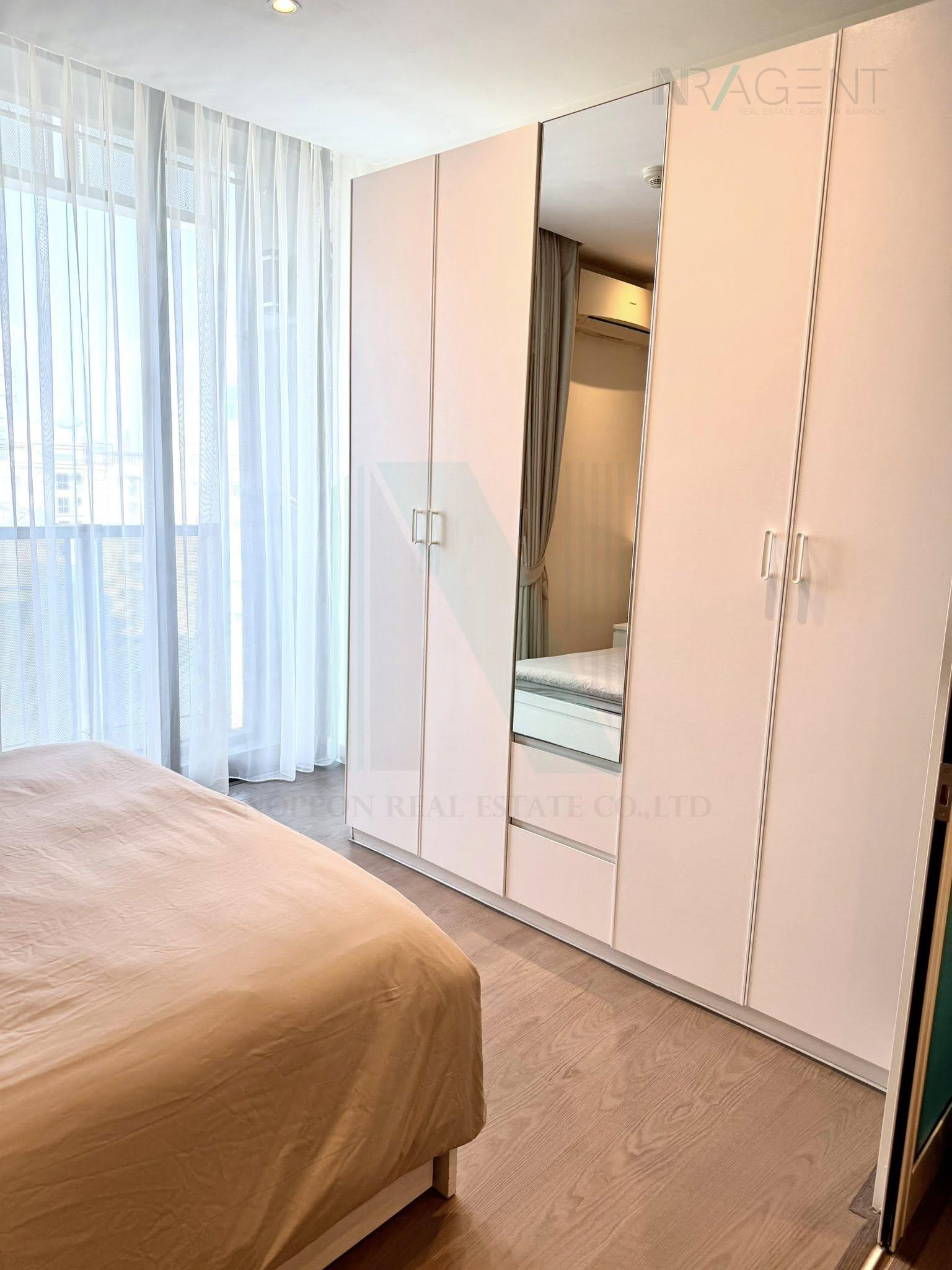Forth slide