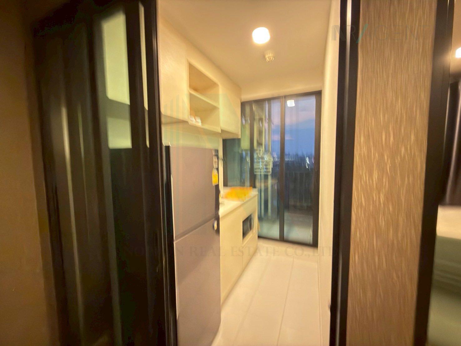 Eeigth slide