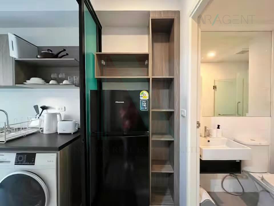 Eeigth slide