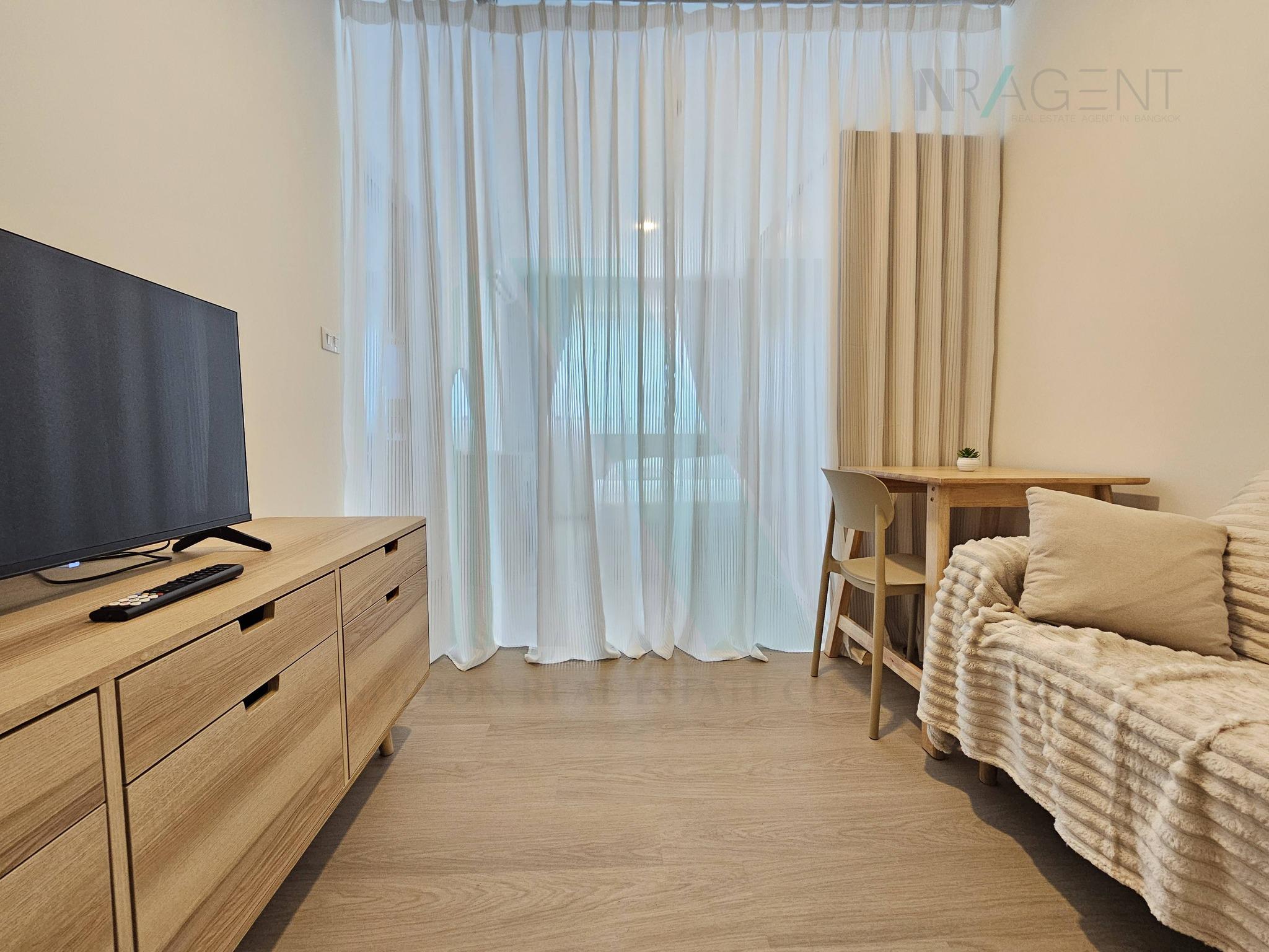 Fifth slide