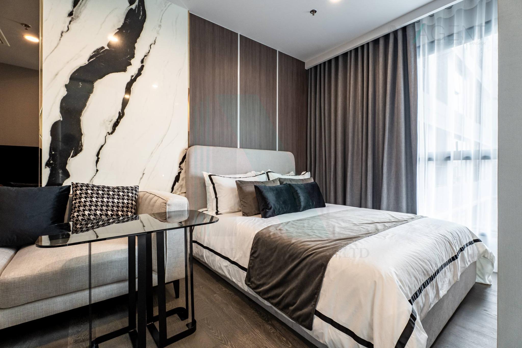 Forth slide