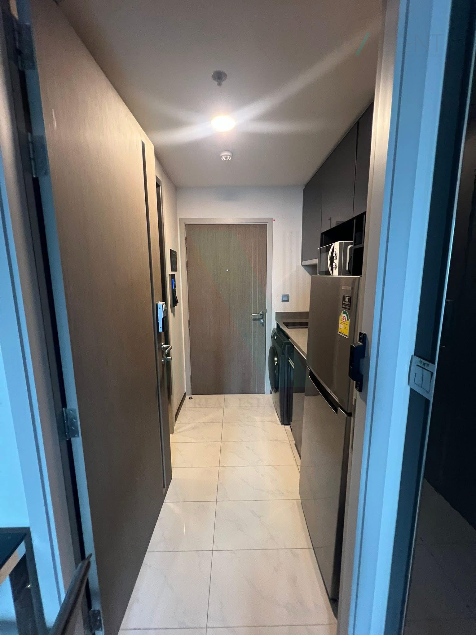 Sixth slide