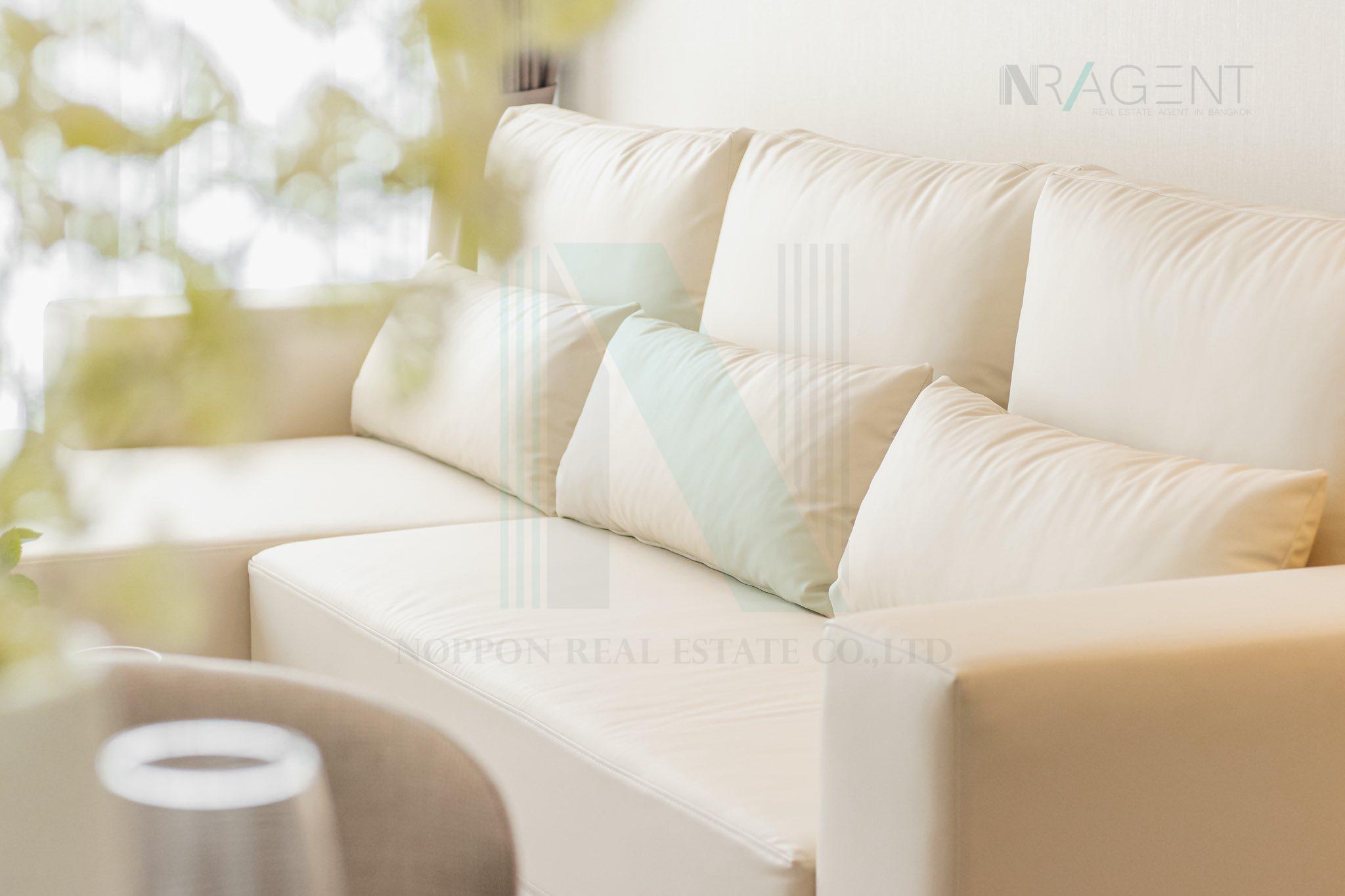 Eeigth slide