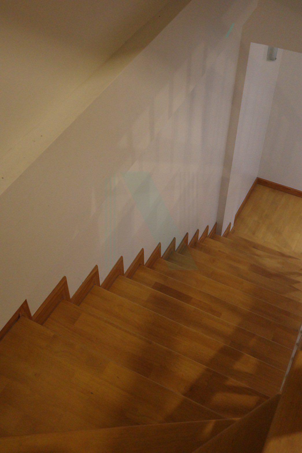 Forth slide