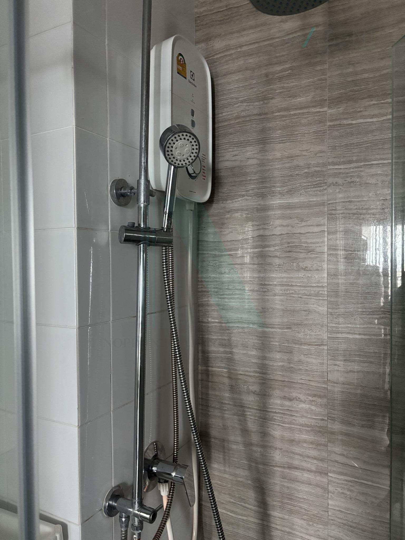 Eeigth slide