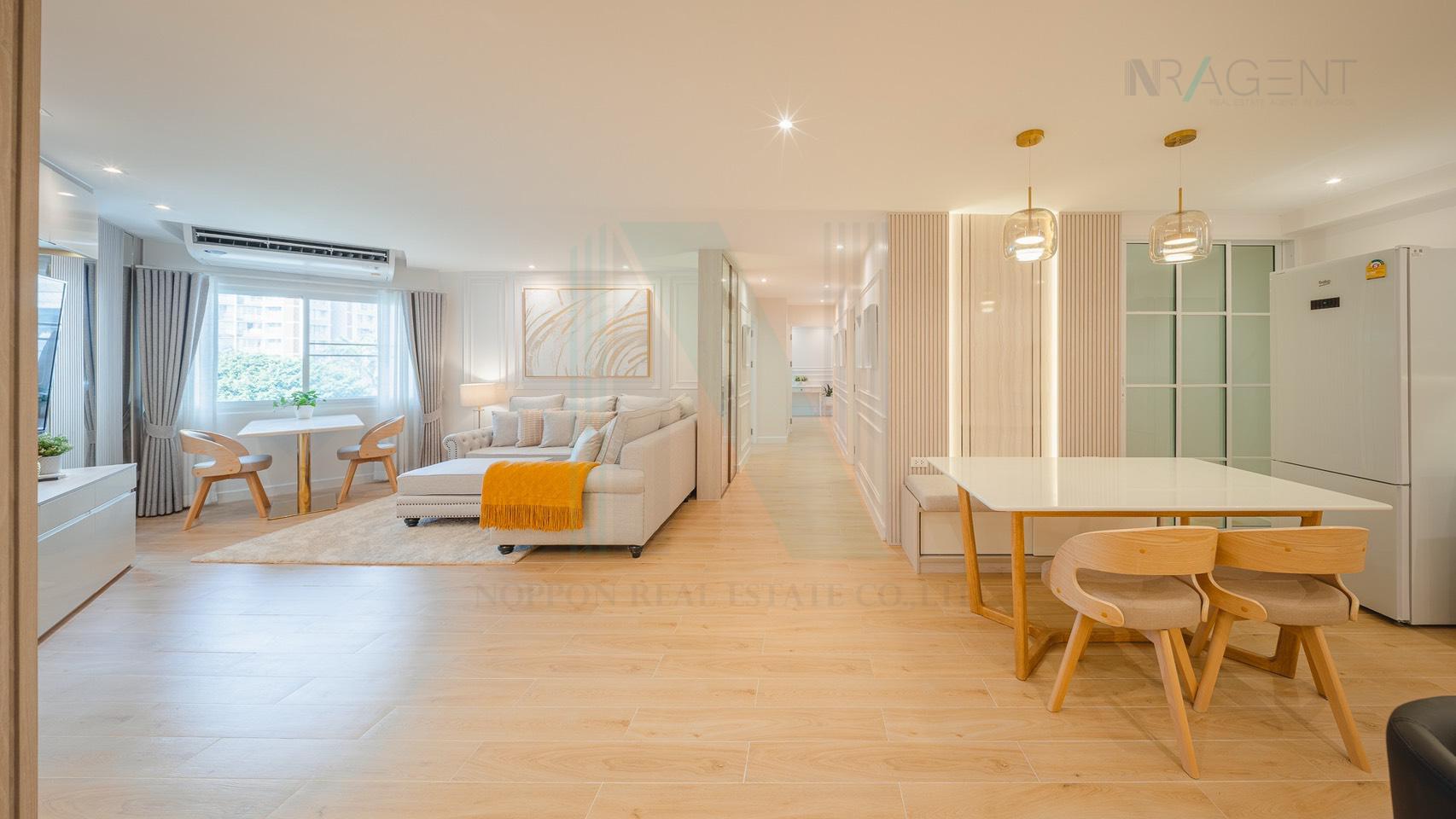 Forth slide