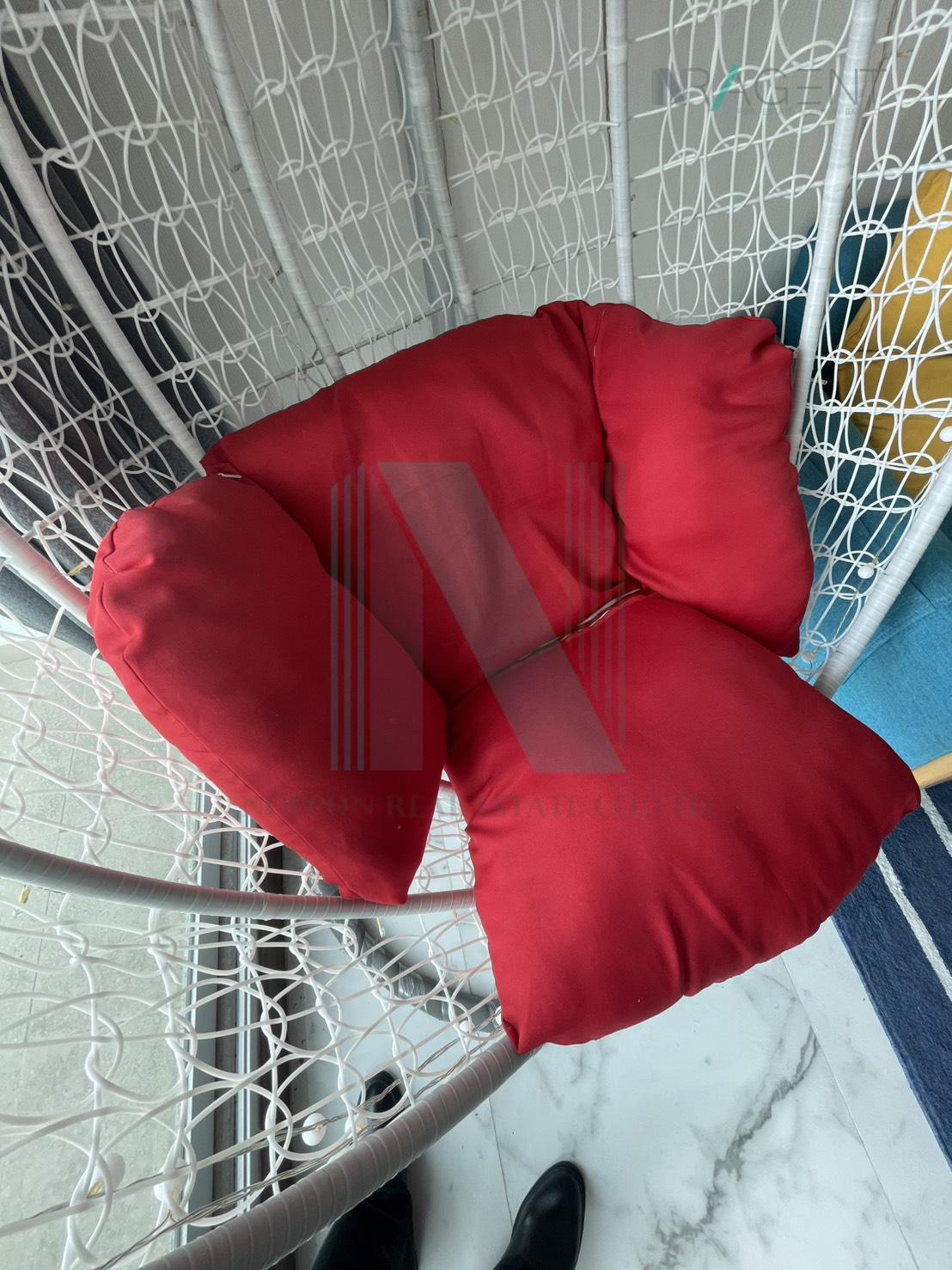 Eeigth slide