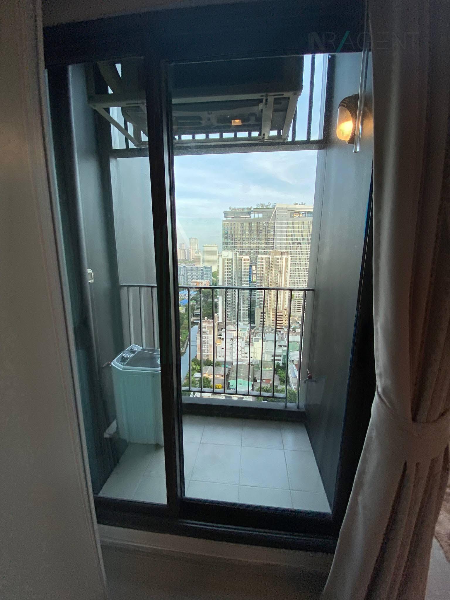 Life Rama 9 LivingInfo.io AgentsTerminal | ให้เช่า LIFE ASOKE - RAMA 9 สตูดิโอ