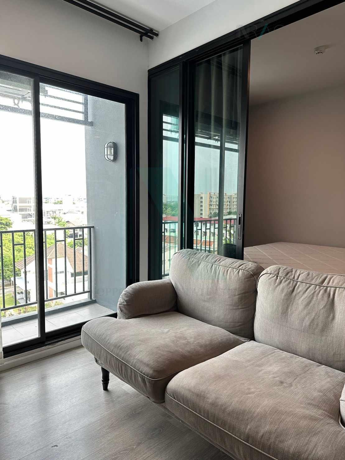 Slide 4